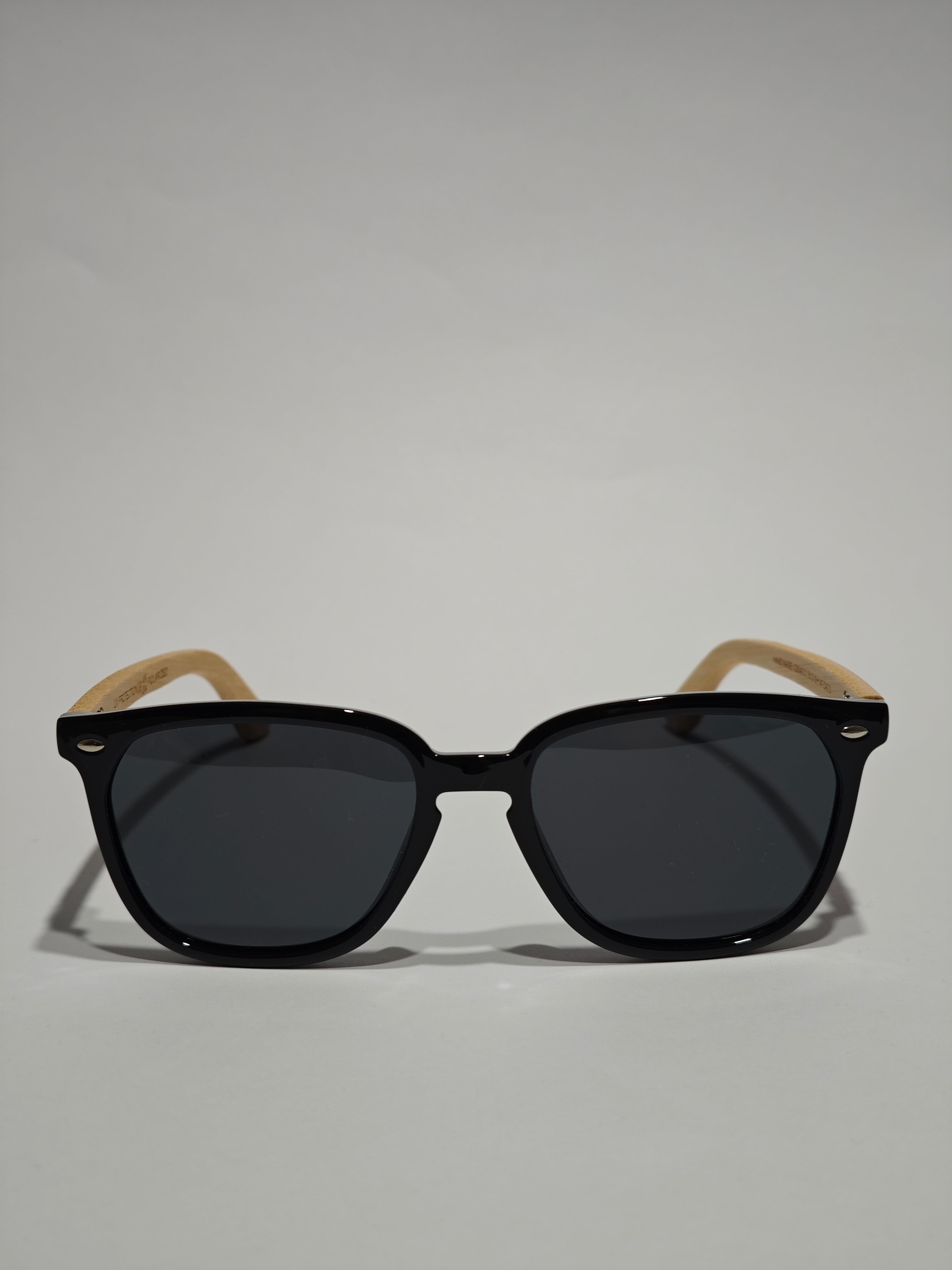 CARBON BLACK / BAMBOO