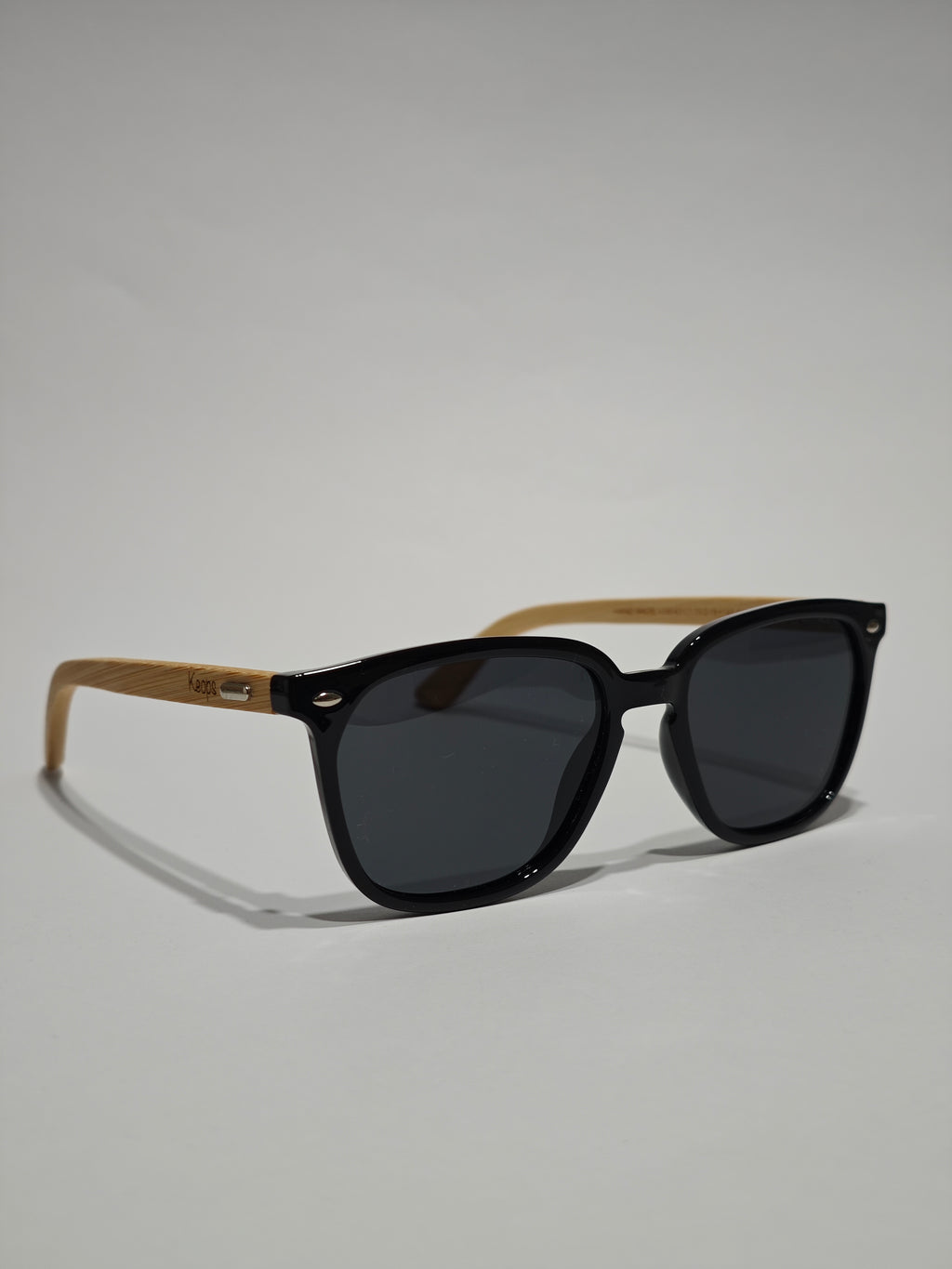 CARBON BLACK / BAMBOO