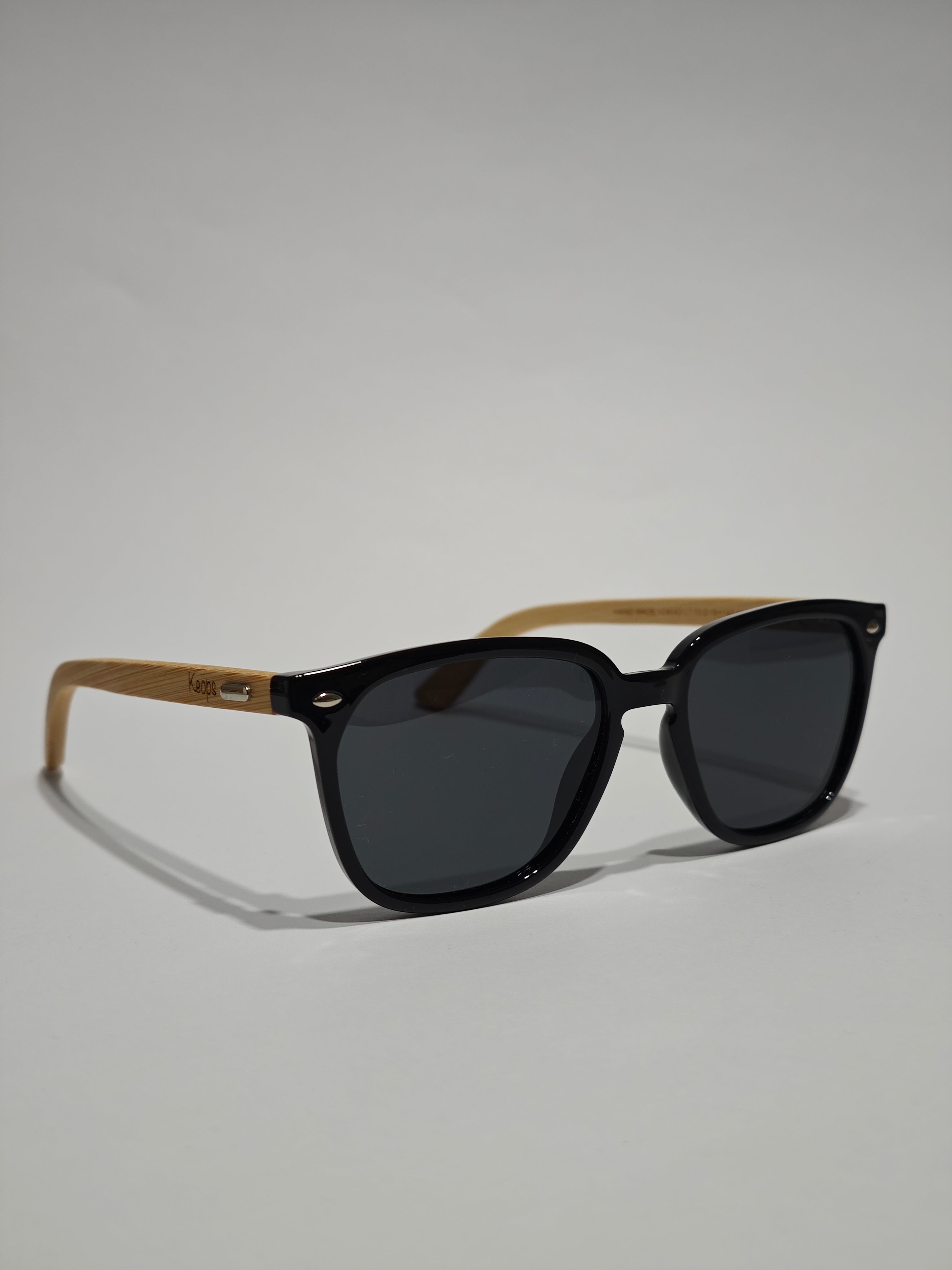 CARBON BLACK / BAMBOO