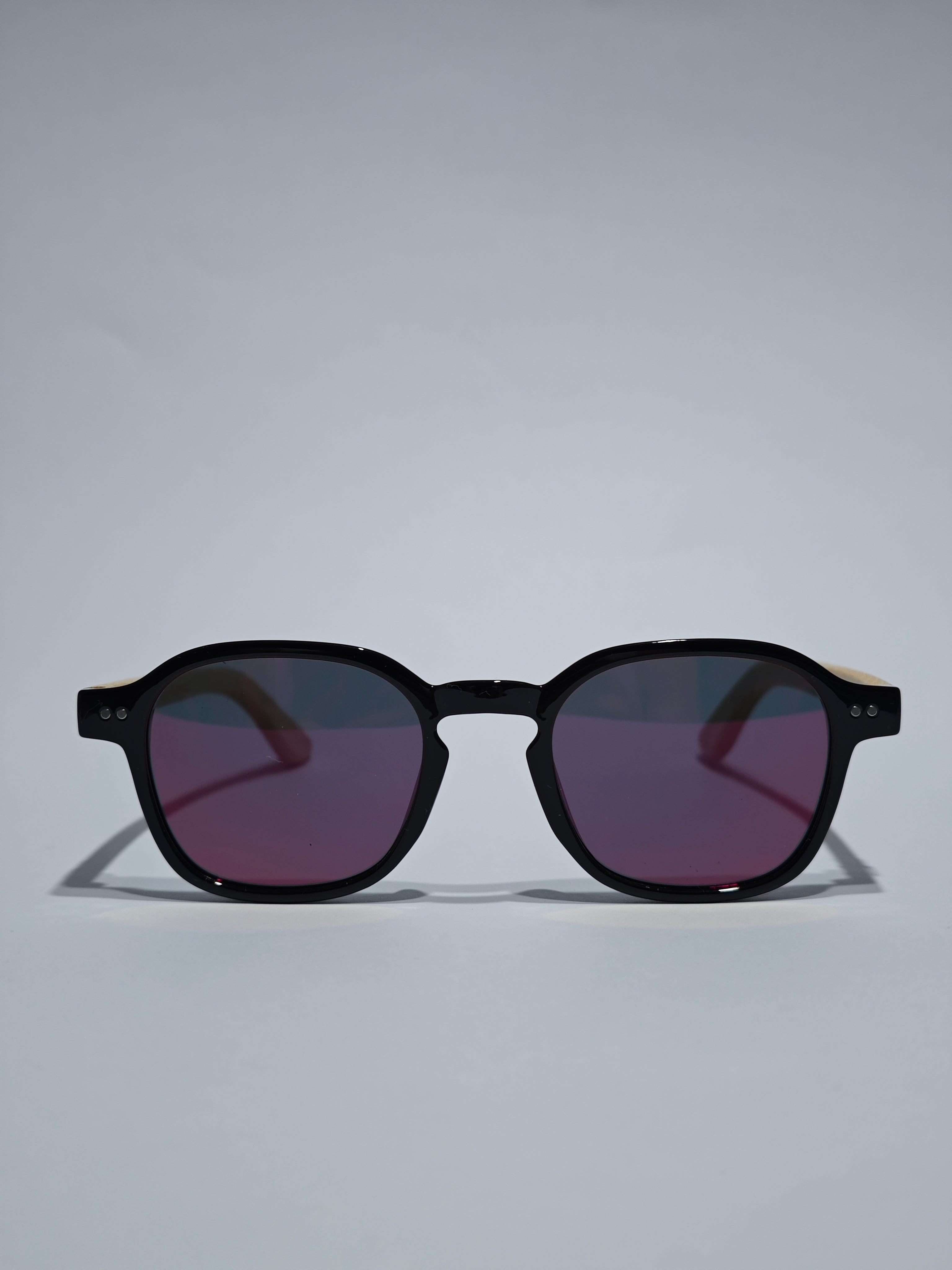 RUBI  RED / BAMBOO