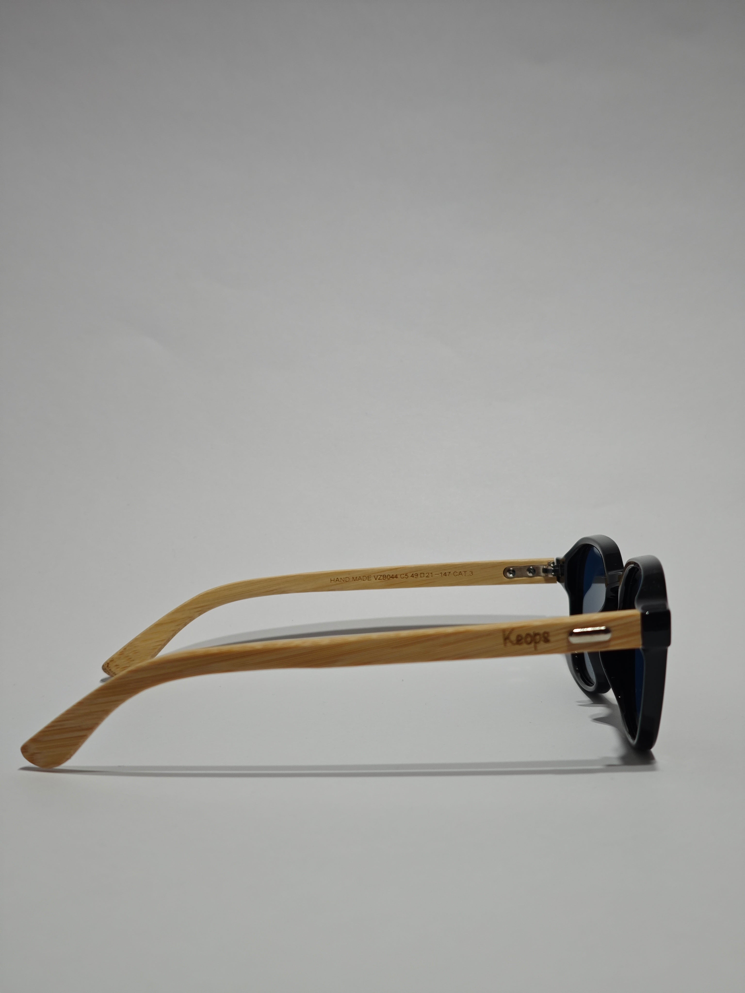 RUBI  RED / BAMBOO