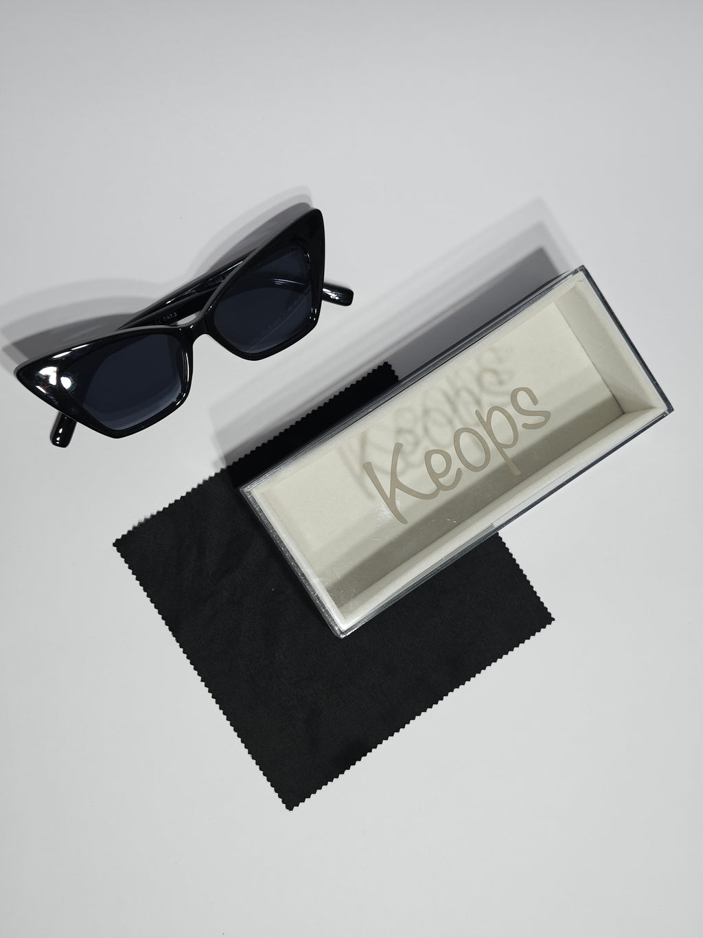 MARQUISE BLACK / BLACK