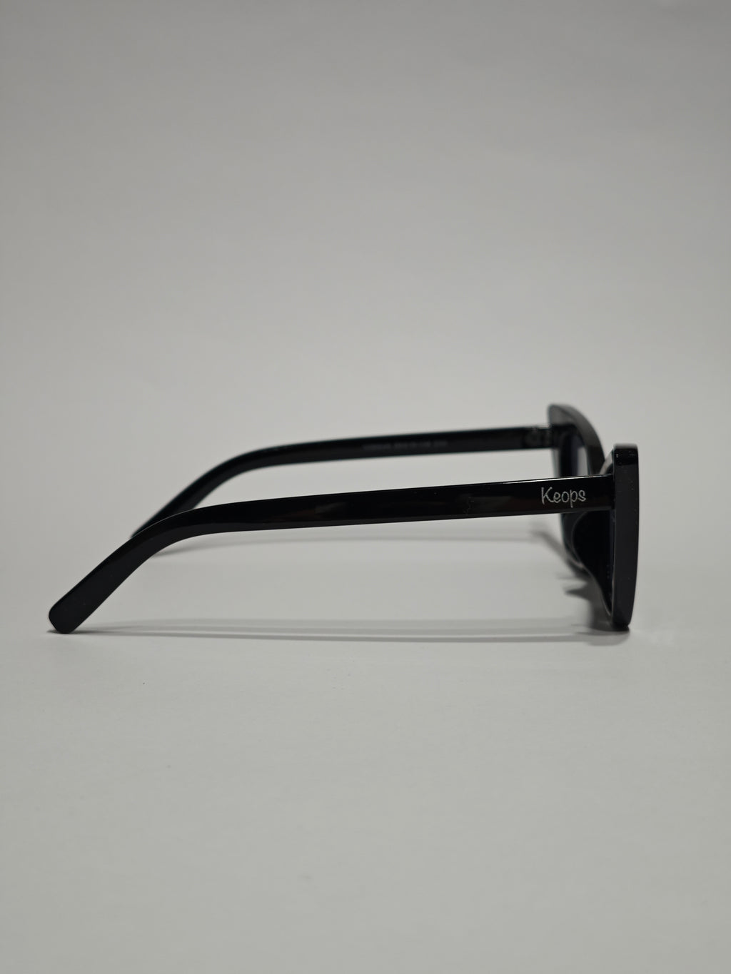 MARQUISE BLACK / BLACK