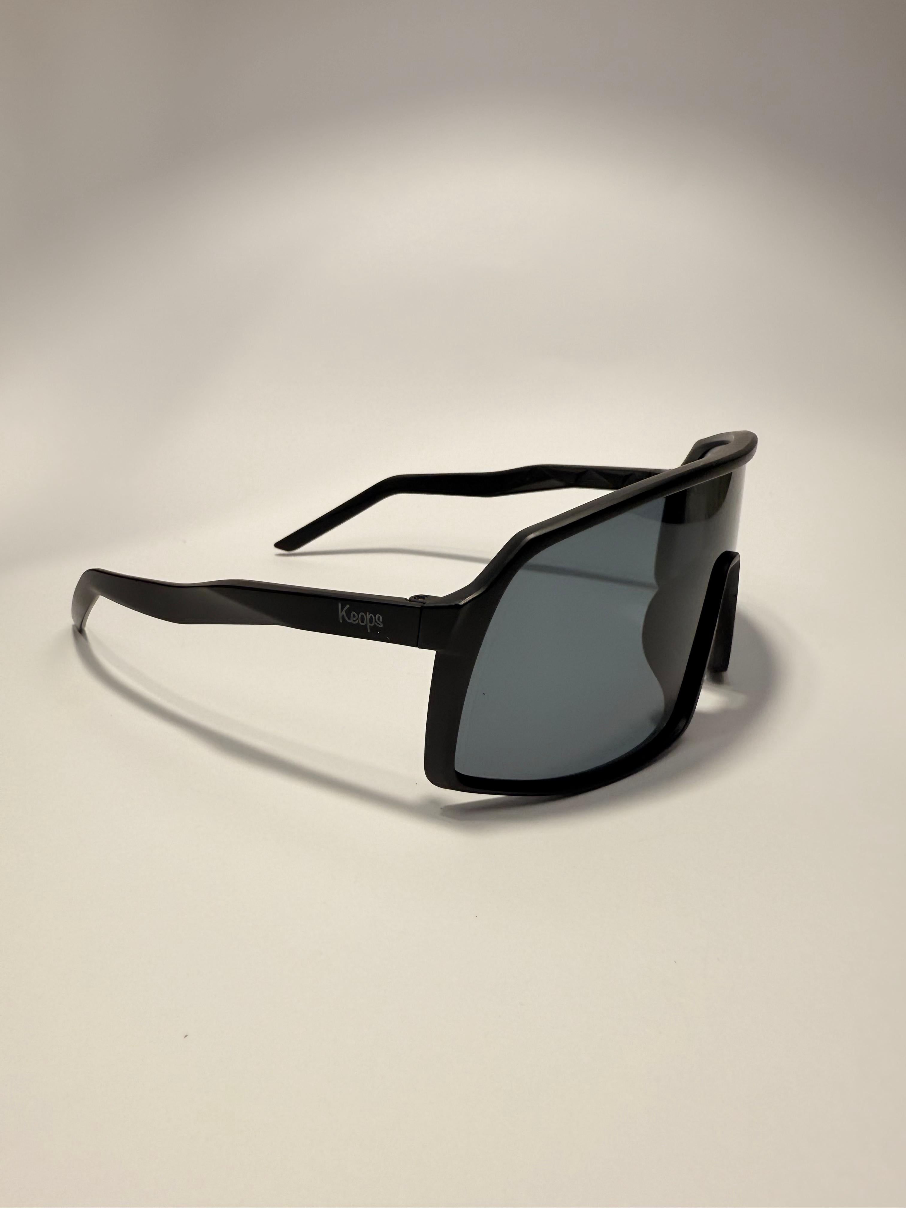 ATOMIC BLACK / BLACK