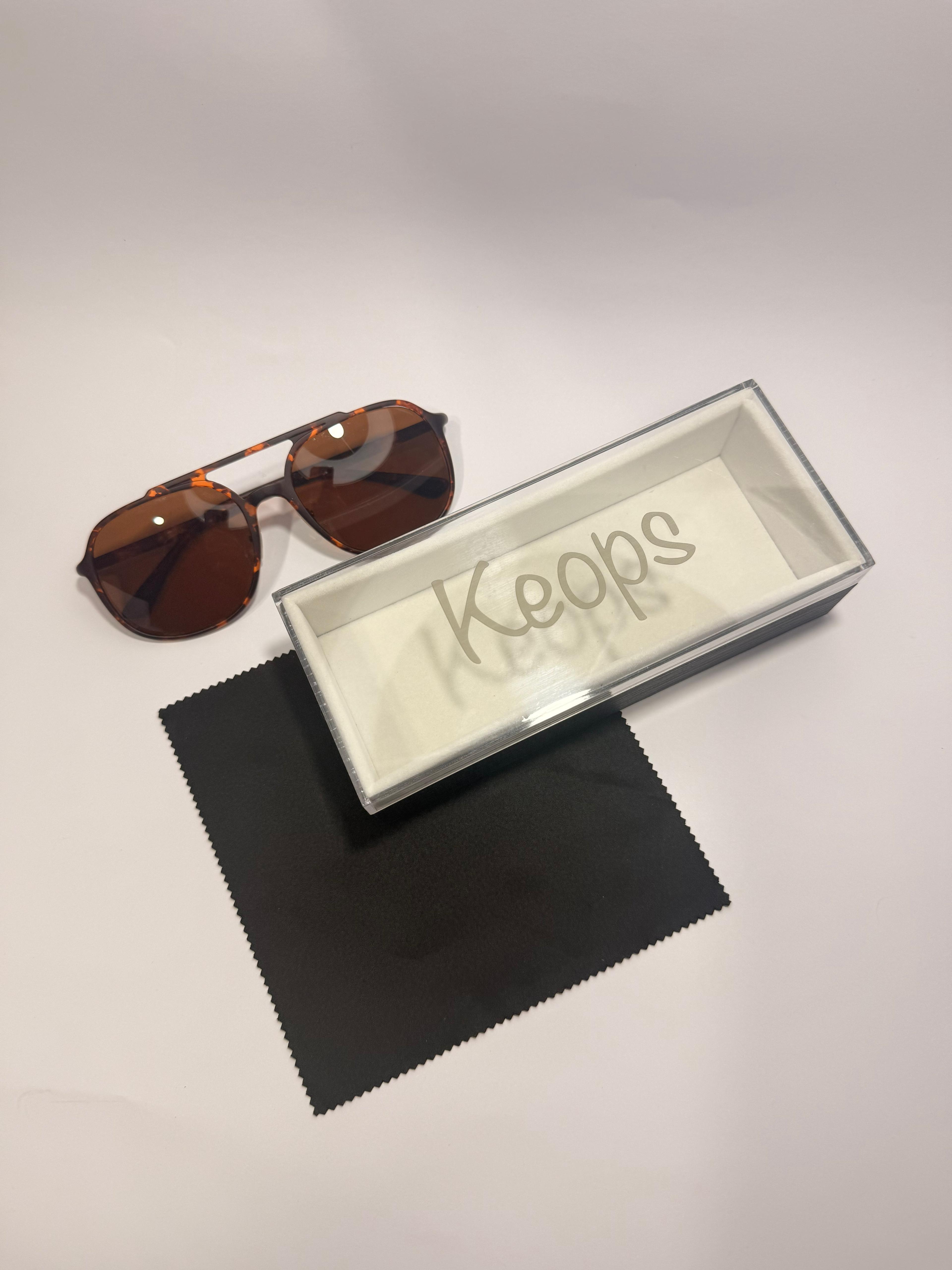 NEFERTARI BROWN / BROWN